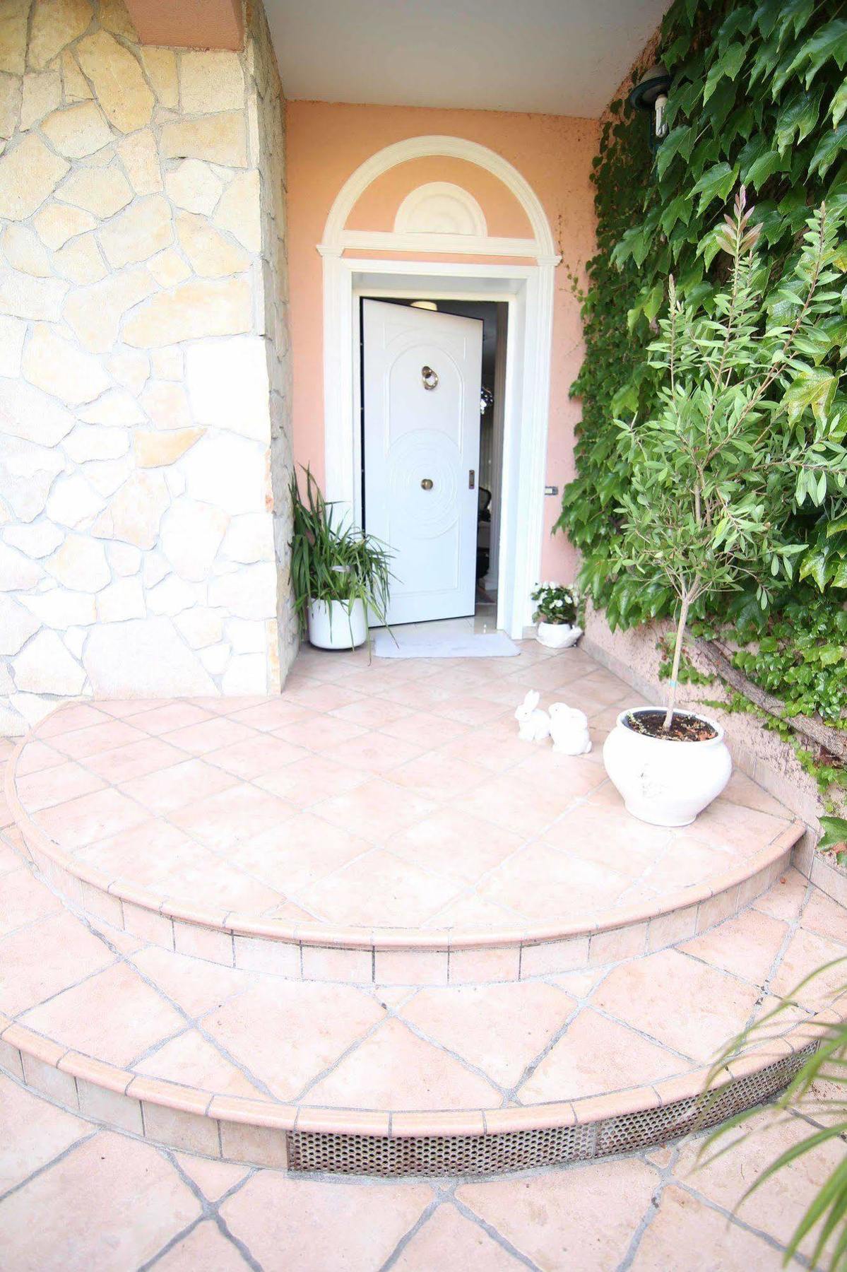 Il Giardino Delle Jacaranda Bed and Breakfast Talsano Exteriör bild